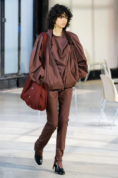 Look 17